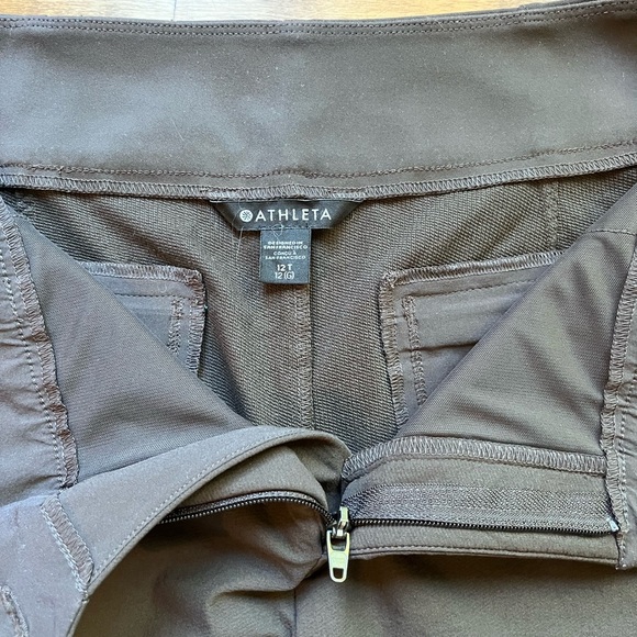 Athleta Wander Hybrid Straight Leg - Picture 9 of 9